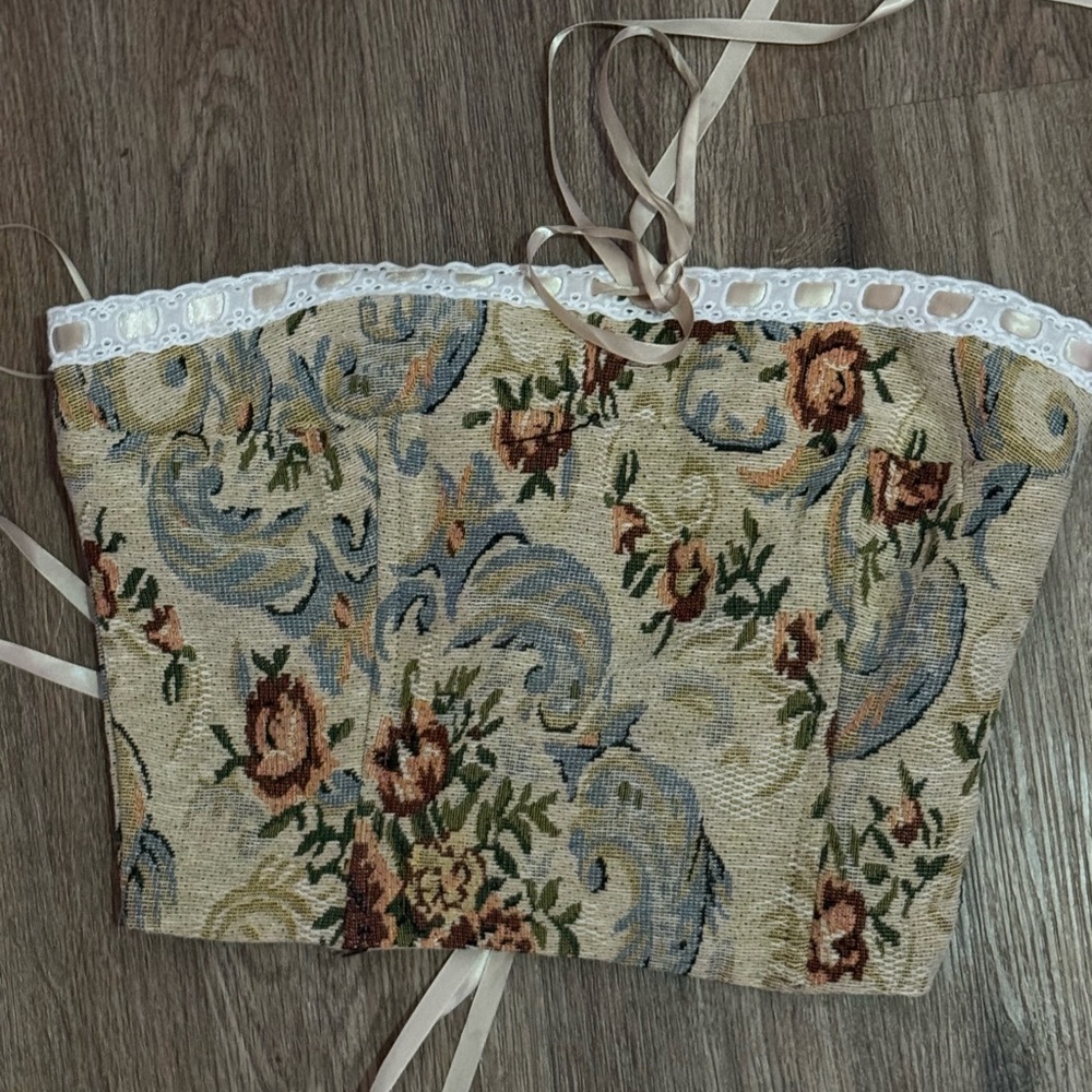 Floral Tapestry Corset Top with Lace Trim